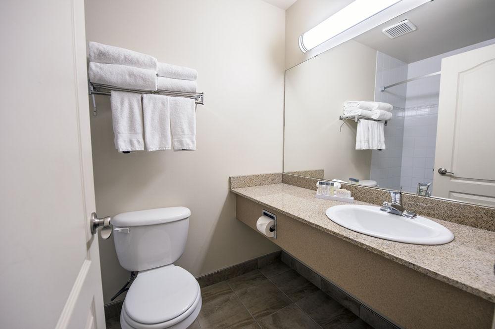 Service Plus Inns And Suites Grande Prairie Kültér fotó