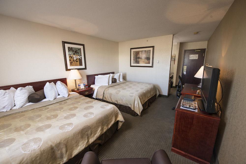 Service Plus Inns And Suites Grande Prairie Kültér fotó