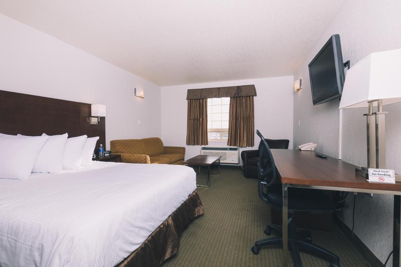 Service Plus Inns And Suites Grande Prairie Kültér fotó
