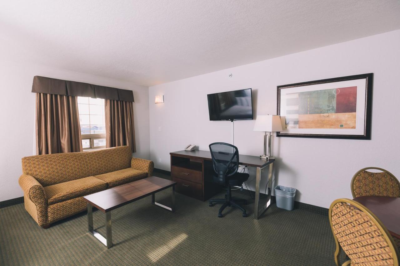 Service Plus Inns And Suites Grande Prairie Kültér fotó