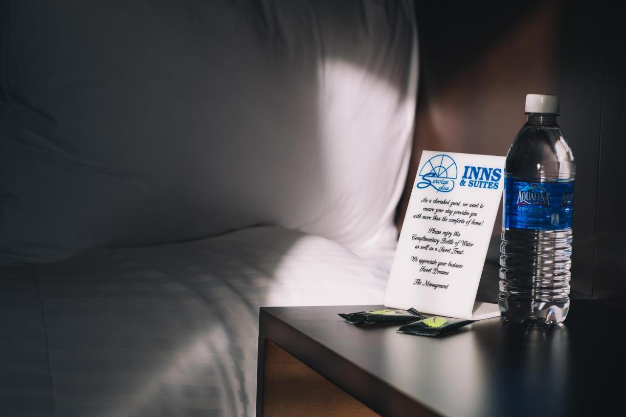Service Plus Inns And Suites Grande Prairie Kültér fotó