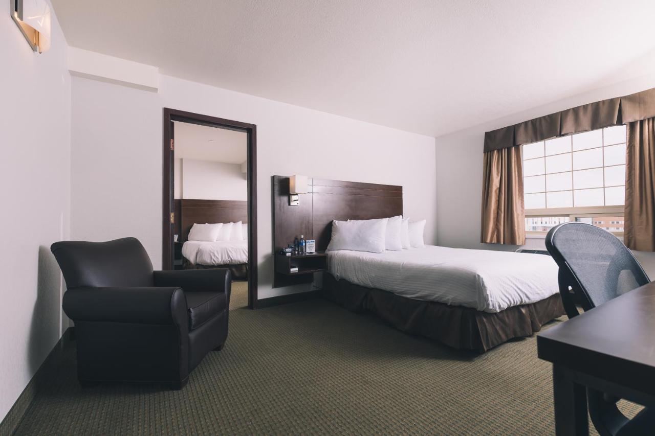 Service Plus Inns And Suites Grande Prairie Kültér fotó